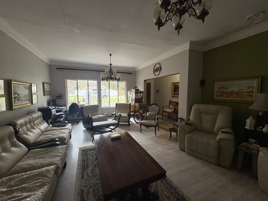 9 Bedroom Property for Sale in Hoopstad Free State